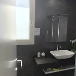 Stanza Idromassaggio 1 בית הארחה 3*